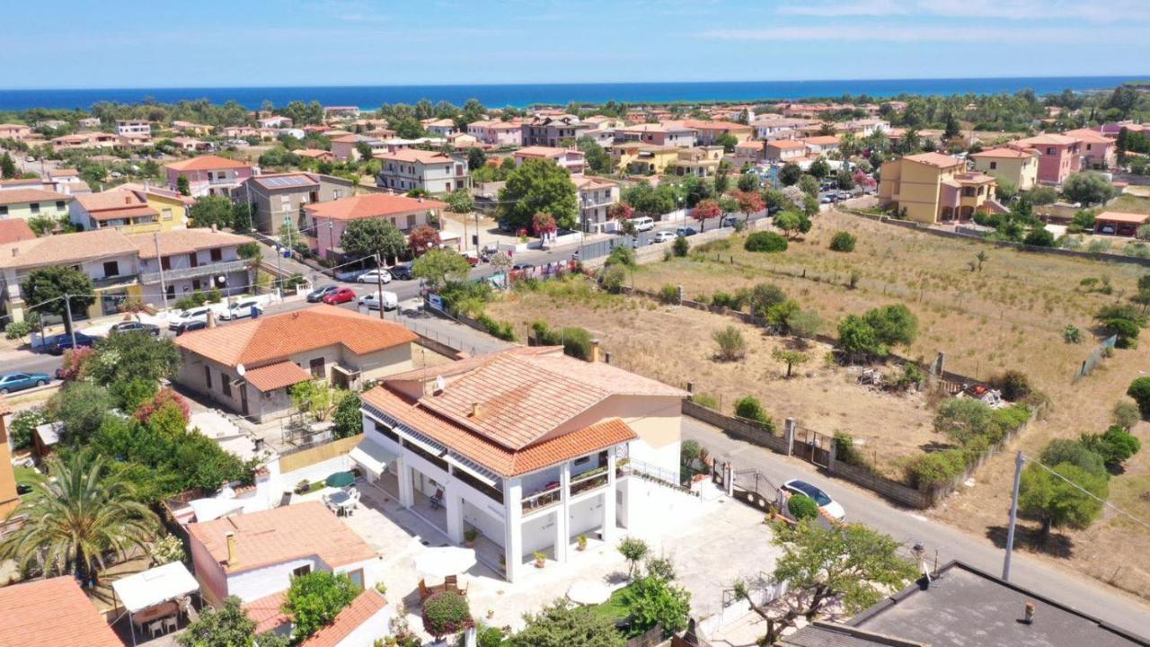 Le Case Di Helga Budoni Εξωτερικό φωτογραφία